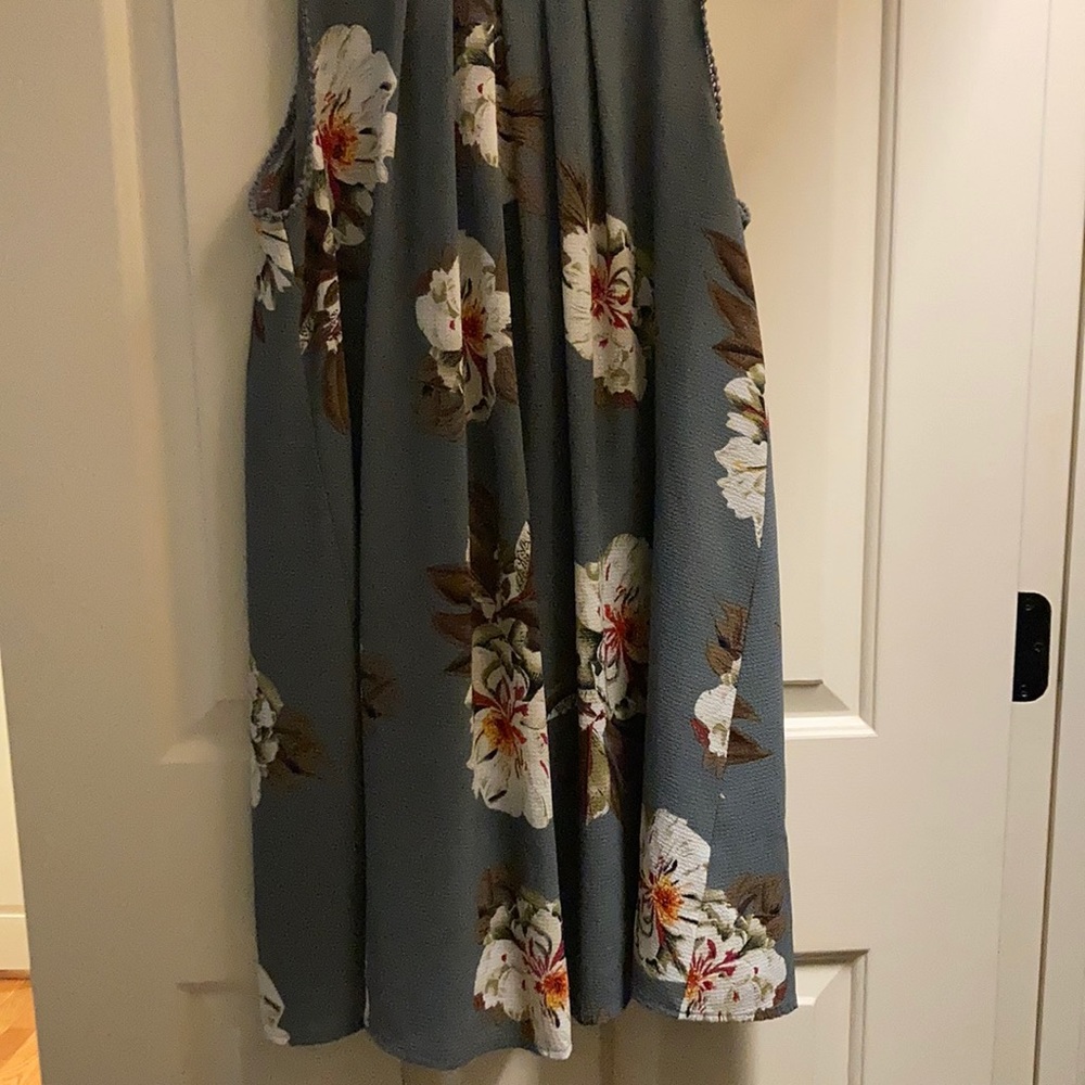 Altar’d state shift dress. XS